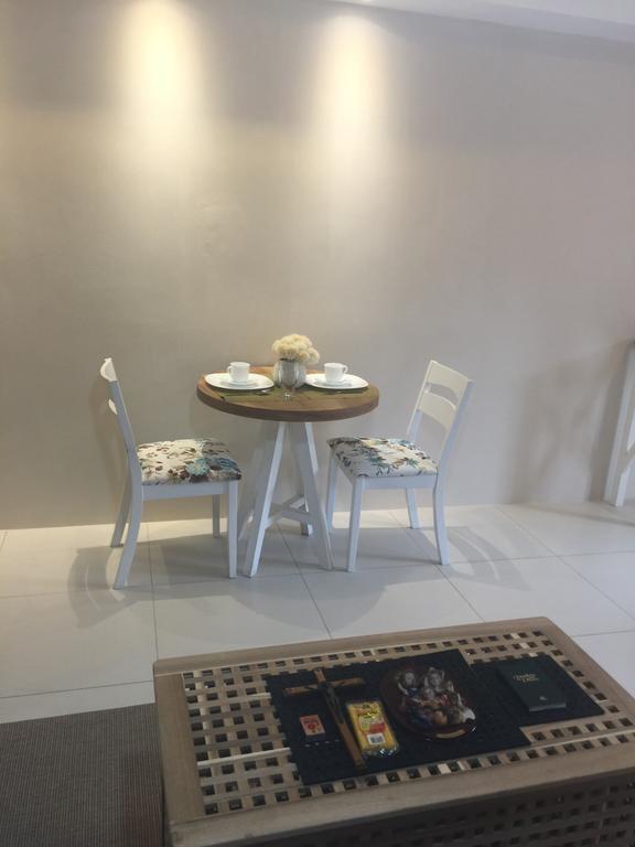 Adc 1 Bedroom Unit At Pico De Loro Apartment *